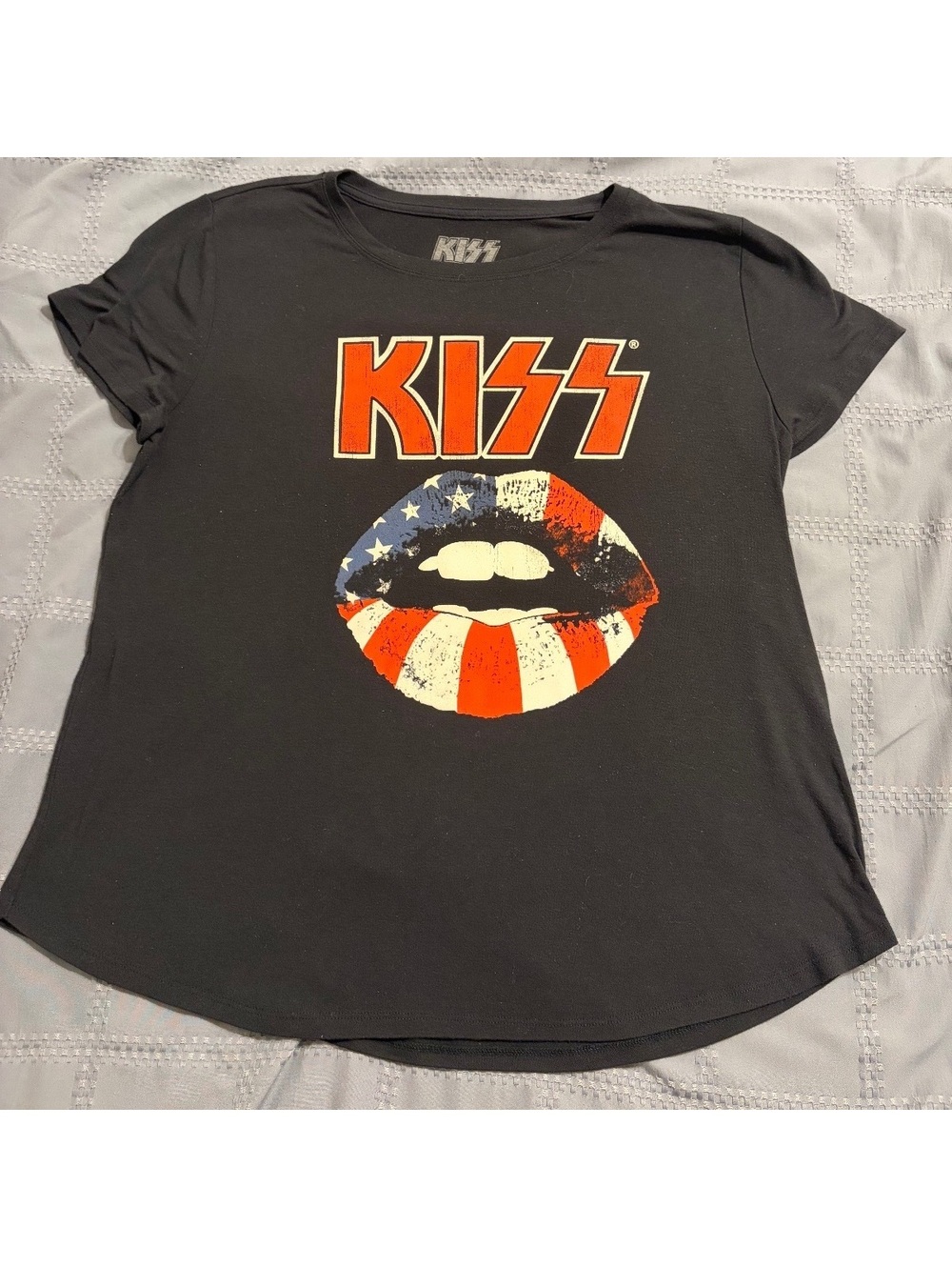 KISS Black Graphic T-Shirt with American Flag Lips Design, Size XL / Band T